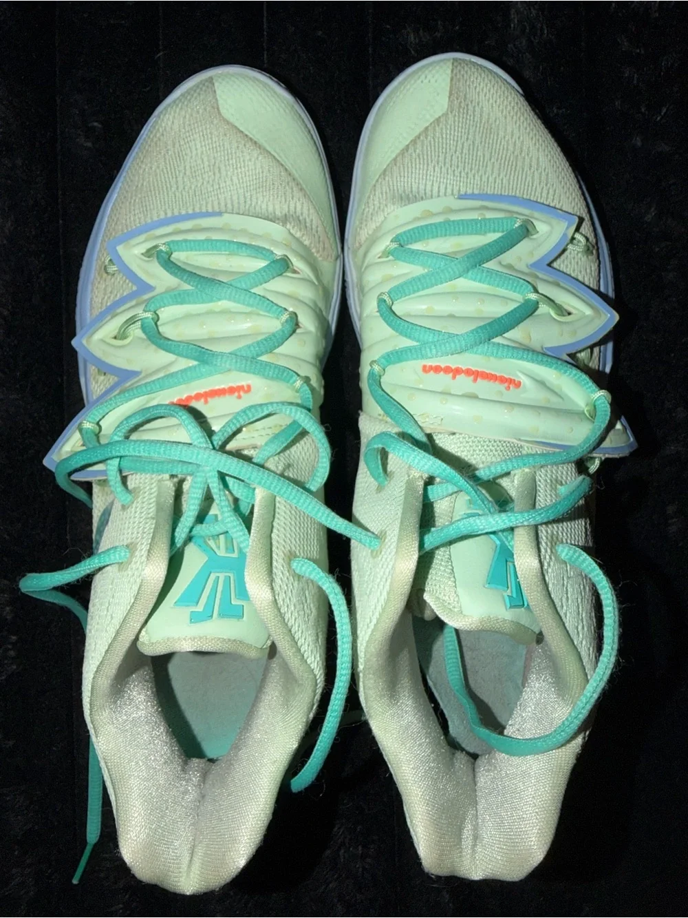 Nike SpongeBob SquarePants x Kyrie 5 Squidward